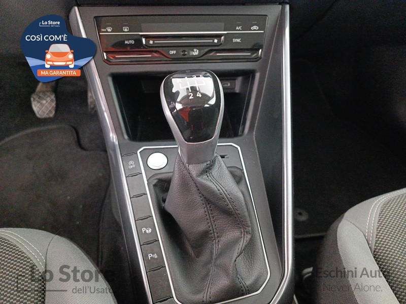 16 - Volkswagen Polo 1.0 tsi style 95cv