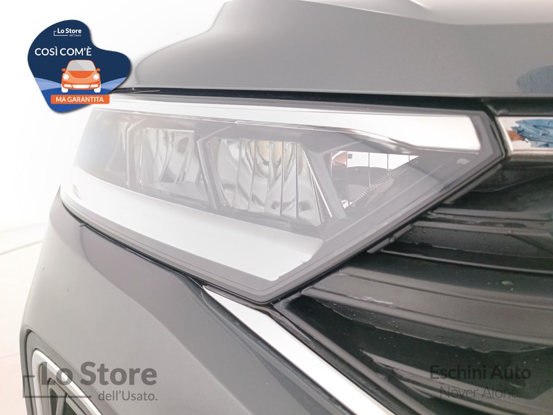 7 - Volkswagen T-Roc 1.5 tsi life dsg
