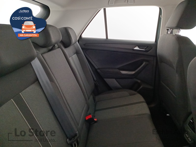 9 - Volkswagen T-Roc 1.5 tsi life dsg