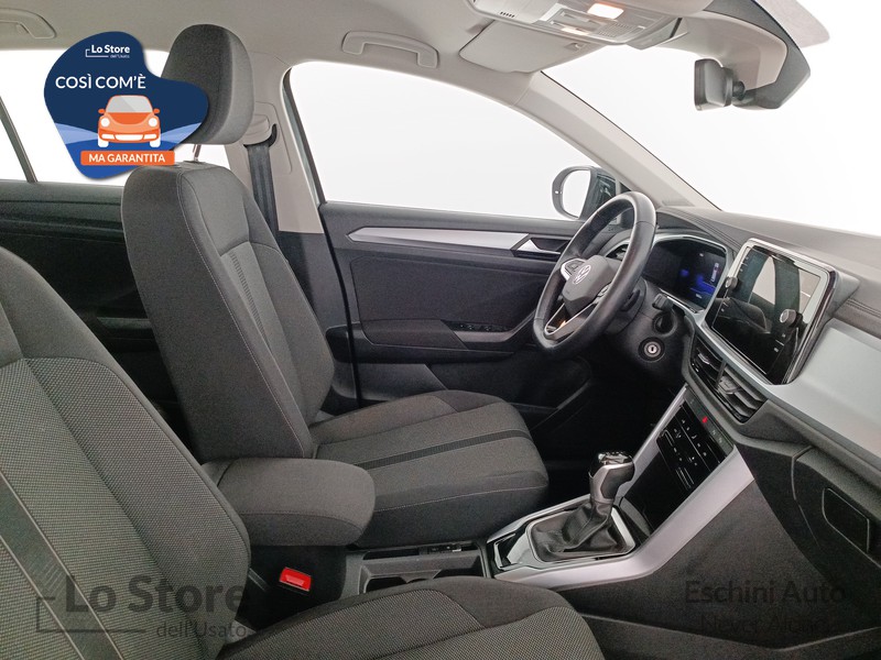 10 - Volkswagen T-Roc 1.5 tsi life dsg