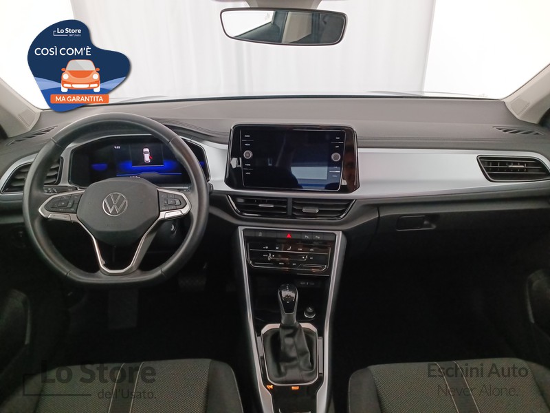 11 - Volkswagen T-Roc 1.5 tsi life dsg