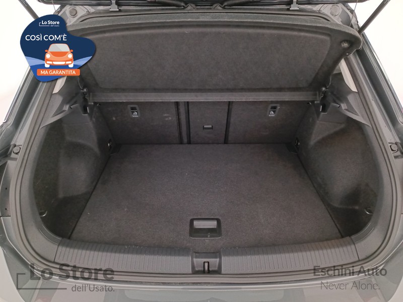 21 - Volkswagen T-Roc 1.5 tsi life dsg