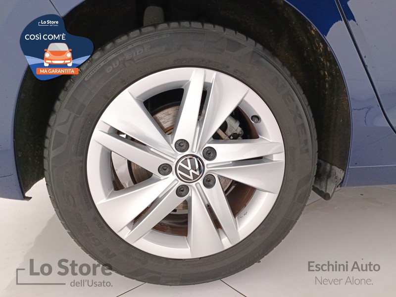 8 - Volkswagen Golf 1.0 tsi evo life 110cv