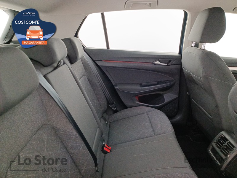 9 - Volkswagen Golf 1.0 tsi evo life 110cv