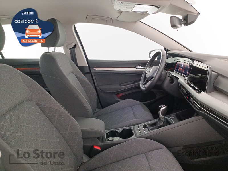 10 - Volkswagen Golf 1.0 tsi evo life 110cv