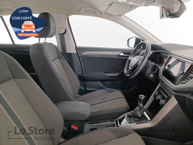 10 - Volkswagen T-Roc 1.0 tsi style 115cv