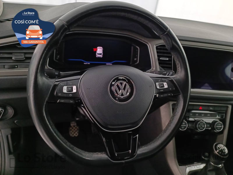 12 - Volkswagen T-Roc 1.0 tsi style 115cv