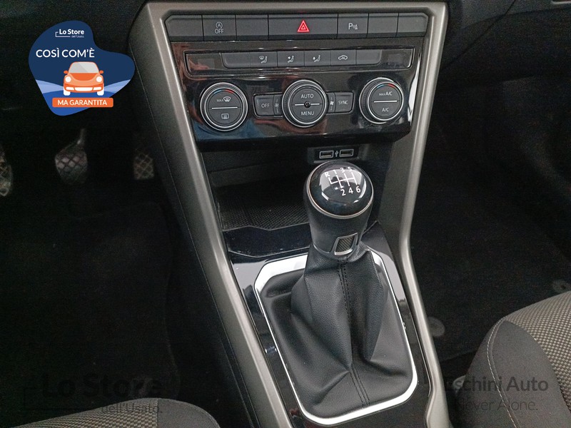 16 - Volkswagen T-Roc 1.0 tsi style 115cv