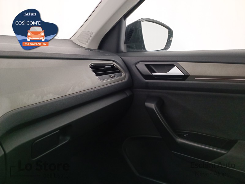 17 - Volkswagen T-Roc 1.0 tsi style 115cv