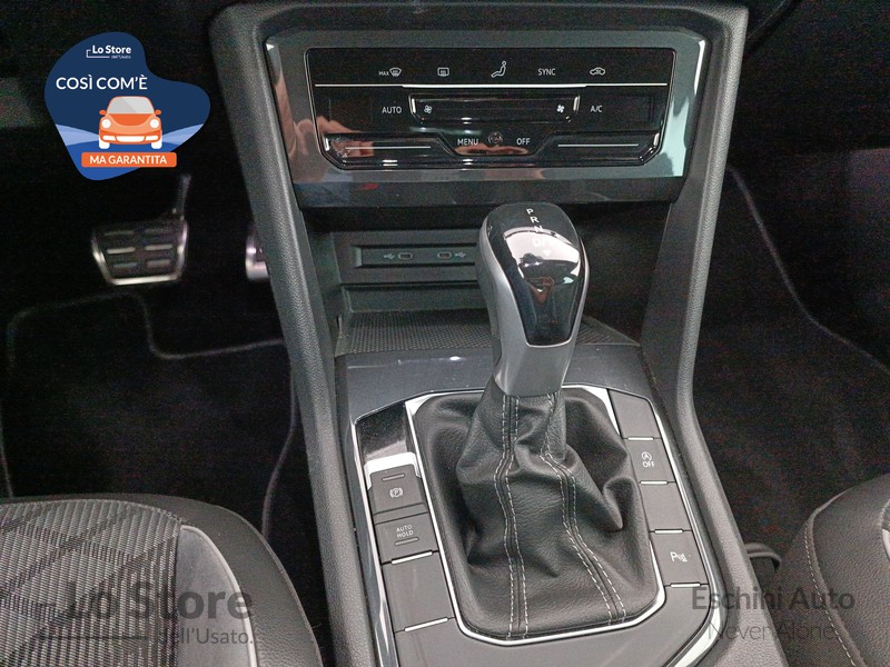 16 - Volkswagen Tiguan 2.0 tdi r-line 150cv dsg