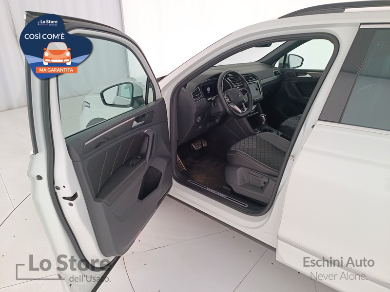 18 - Volkswagen Tiguan 1.5 tsi r-line 150cv dsg