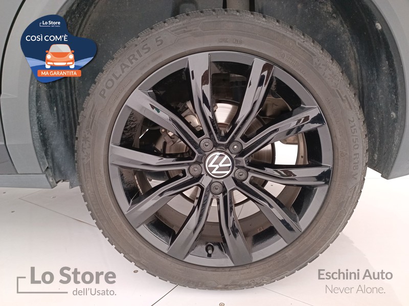 8 - Volkswagen T-Roc 1.5 tsi r-line
