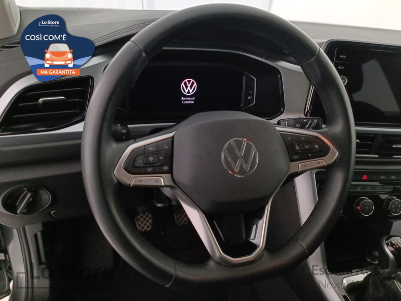 12 - Volkswagen T-Roc 1.0 tsi life 110cv