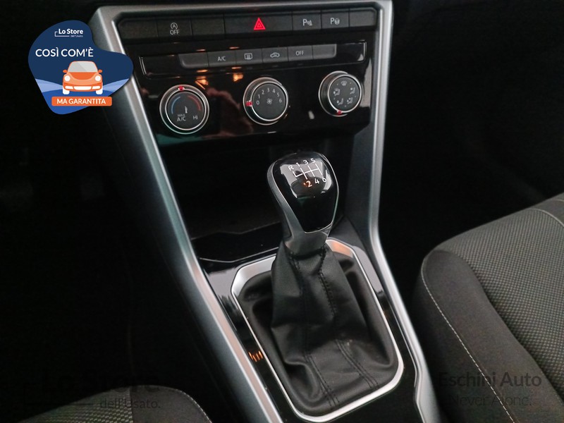 16 - Volkswagen T-Roc 1.0 tsi life 110cv
