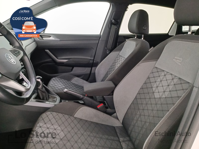 15 - Volkswagen Taigo 1.0 tsi r-line 110cv
