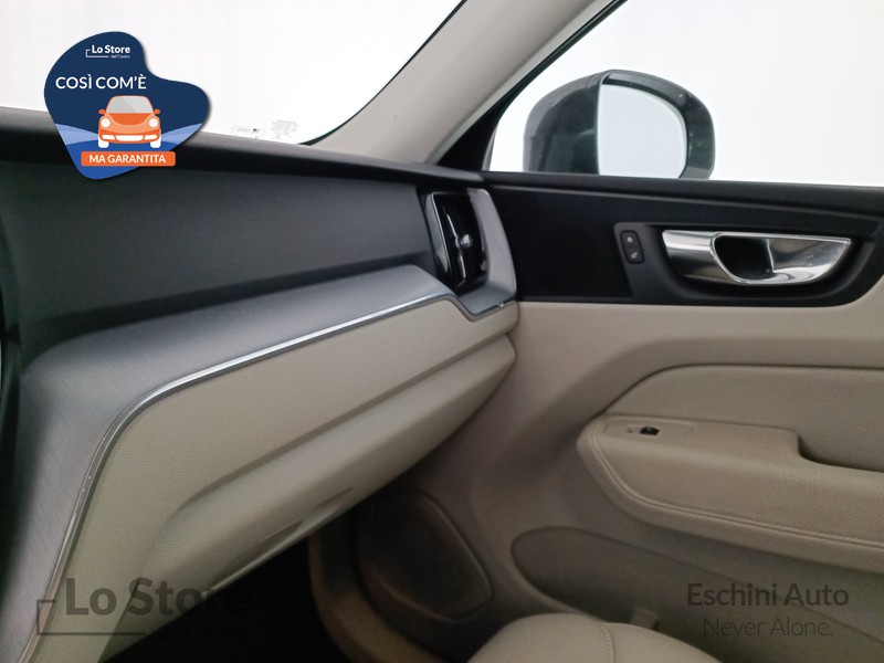17 - Volvo XC60 2.0 d4 inscription awd
