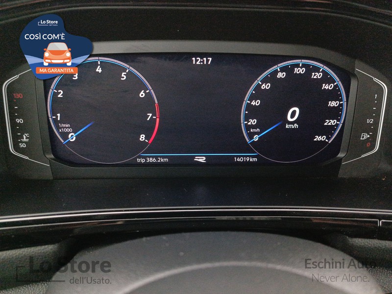 13 - Volkswagen T-Roc 1.0 tsi r-line 115cv
