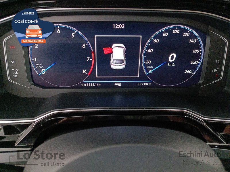 13 - Volkswagen Taigo 1.0 tsi r-line 110cv