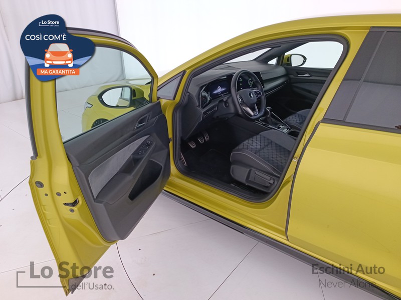 18 - Volkswagen Golf 1.5 tsi evo r-line 130cv