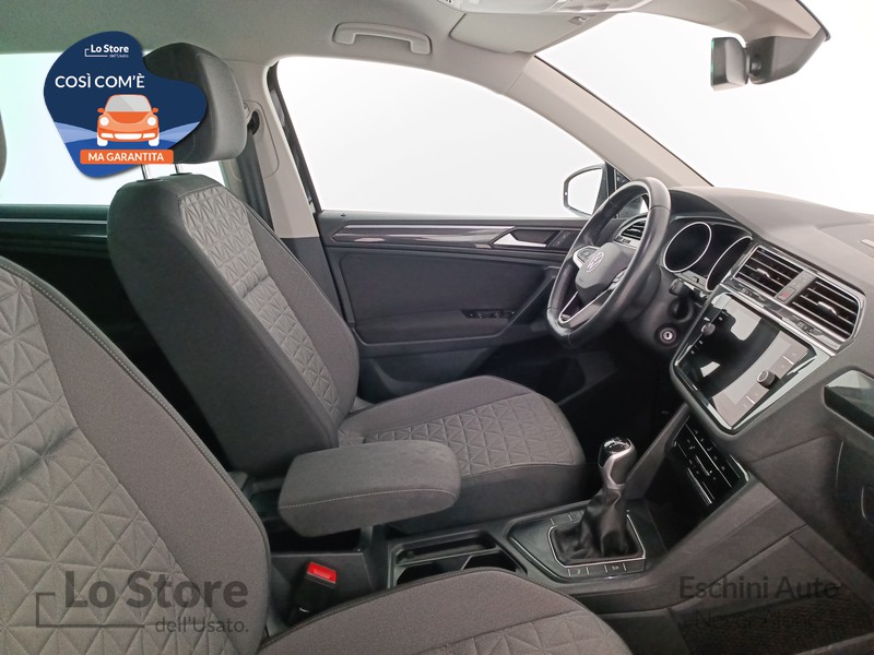 10 - Volkswagen Tiguan 1.5 tsi life 130cv