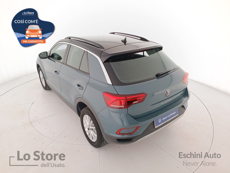 6 - Volkswagen T-Roc 1.0 tsi life 110cv