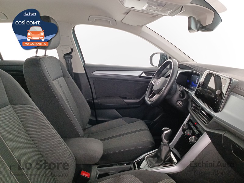 10 - Volkswagen T-Roc 1.0 tsi life 110cv