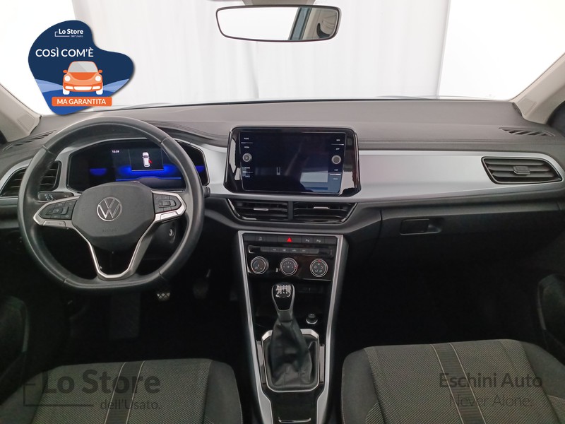 11 - Volkswagen T-Roc 1.0 tsi life 110cv