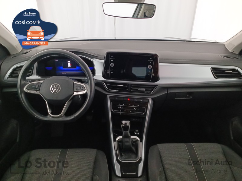 11 - Volkswagen T-Roc 1.0 tsi life 110cv