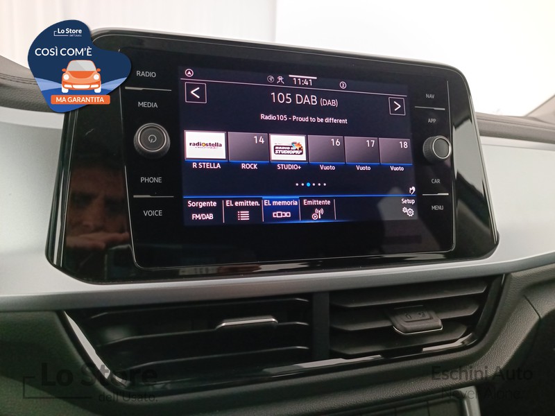 14 - Volkswagen T-Roc 1.0 tsi life 110cv