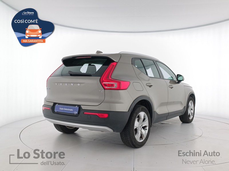 4 - Volvo XC40 1.5 t2 momentum auto my21