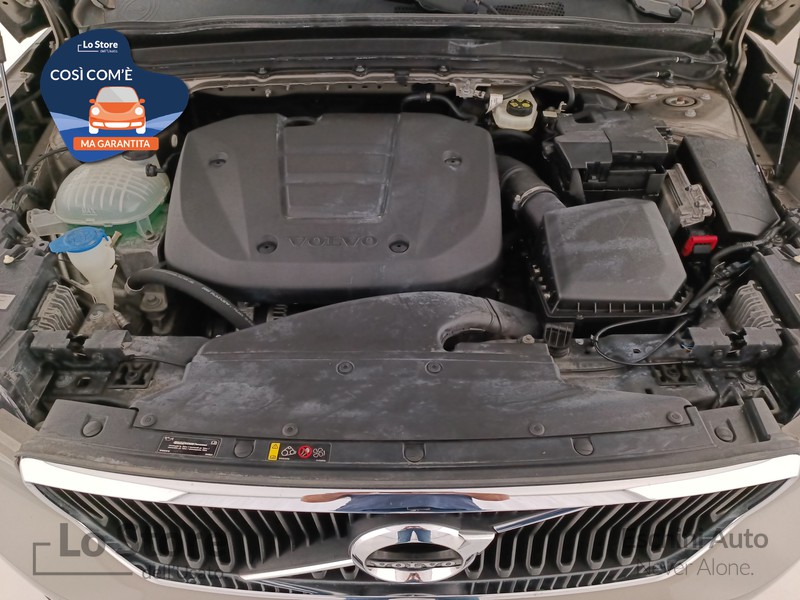 20 - Volvo XC40 1.5 t2 momentum auto my21