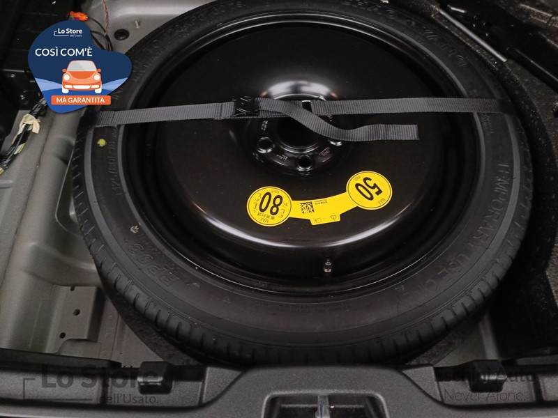 22 - Volvo XC40 1.5 t2 momentum auto my21