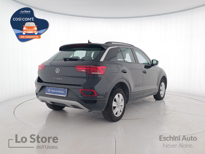 4 - Volkswagen T-Roc 1.0 tsi life 110cv