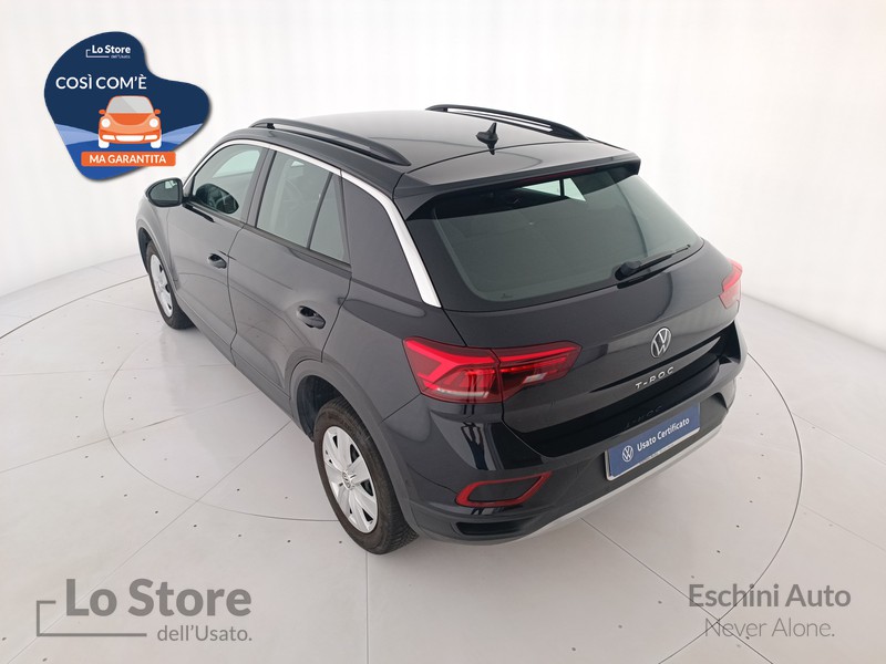 6 - Volkswagen T-Roc 1.0 tsi life 110cv