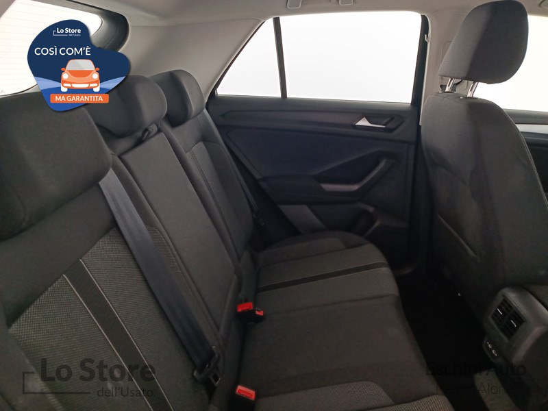 9 - Volkswagen T-Roc 1.0 tsi life 110cv