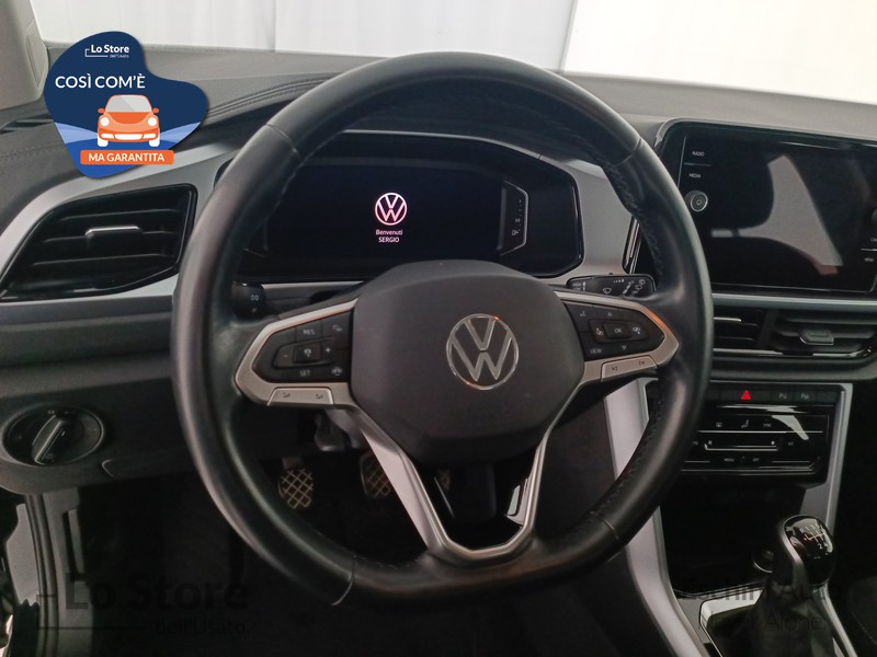 12 - Volkswagen T-Roc 1.0 tsi life 110cv