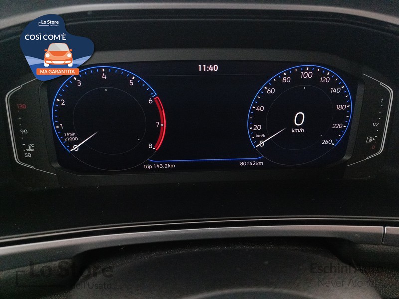 13 - Volkswagen T-Roc 1.0 tsi life 110cv