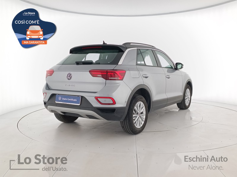 4 - Volkswagen T-Roc 1.0 tsi life 110cv