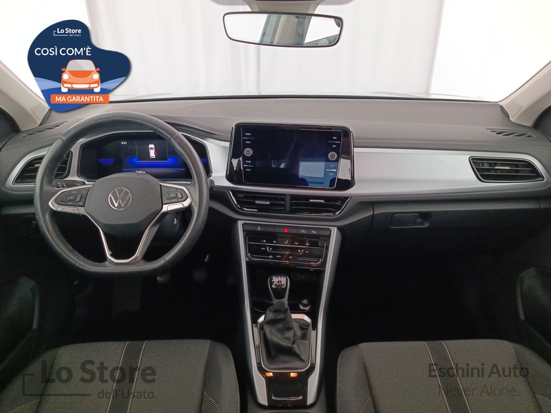 11 - Volkswagen T-Roc 1.0 tsi life 110cv