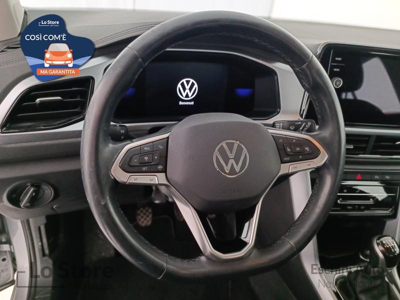 12 - Volkswagen T-Roc 1.0 tsi life 110cv