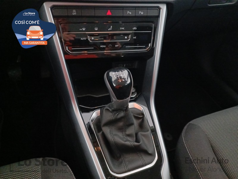 16 - Volkswagen T-Roc 1.0 tsi life 110cv