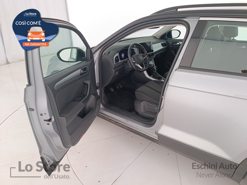 18 - Volkswagen T-Roc 1.0 tsi life 110cv