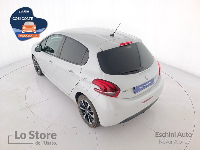 6 - Peugeot 208 5p 1.5 bluehdi signature s&s 100cv