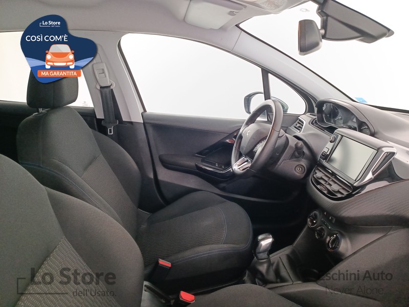 10 - Peugeot 208 5p 1.5 bluehdi signature s&s 100cv