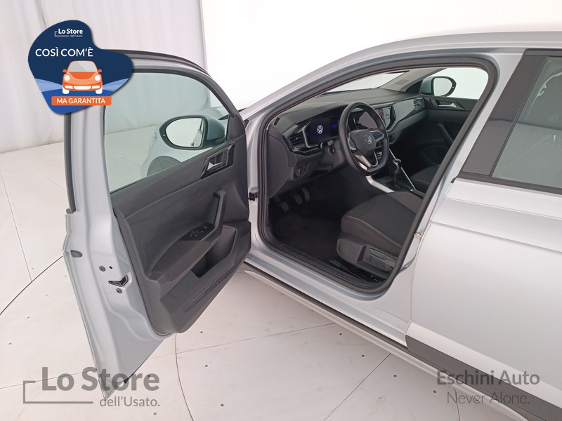 18 - Volkswagen Taigo 1.0 tsi life 110cv