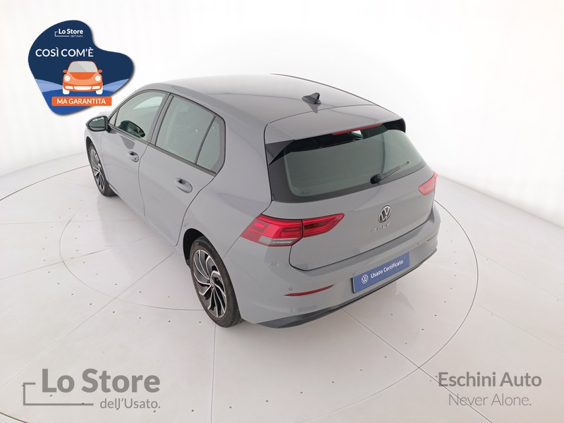 6 - Volkswagen Golf 1.0 tsi evo life 110cv