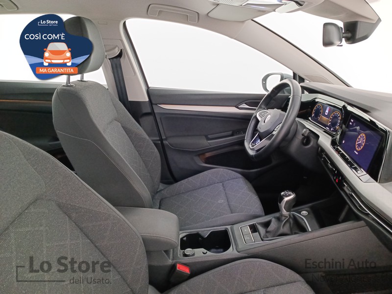 10 - Volkswagen Golf 1.0 tsi evo life 110cv