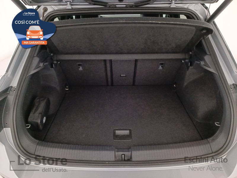 21 - Volkswagen T-Roc 1.5 tsi r-line dsg