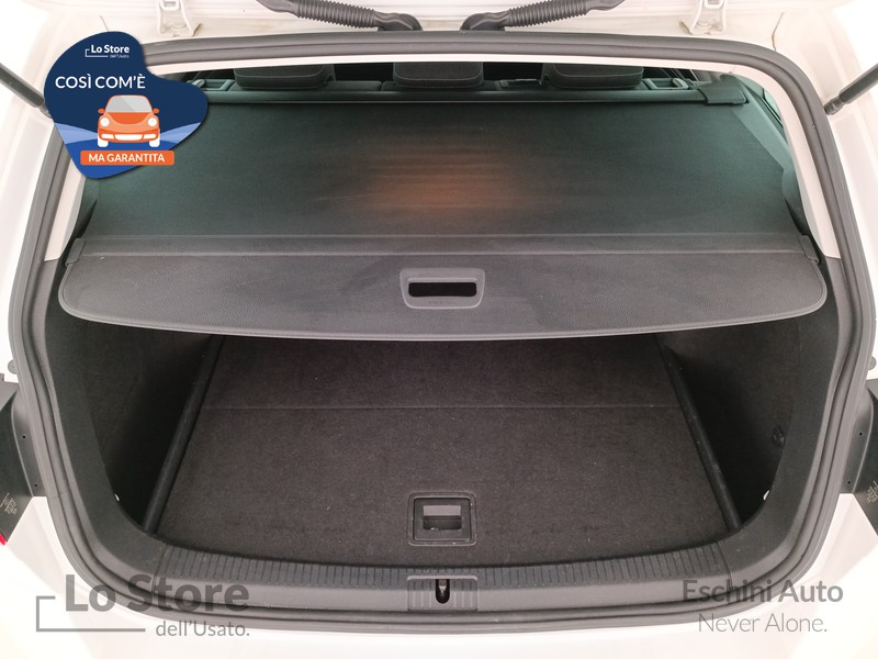 21 - Volkswagen Golf variant 1.6 tdi executive 115cv