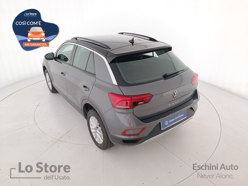 6 - Volkswagen T-Roc 1.5 tsi life dsg